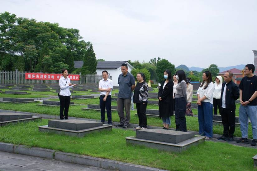 9b9bf36a51a664aebb4f3b4a7a5a184