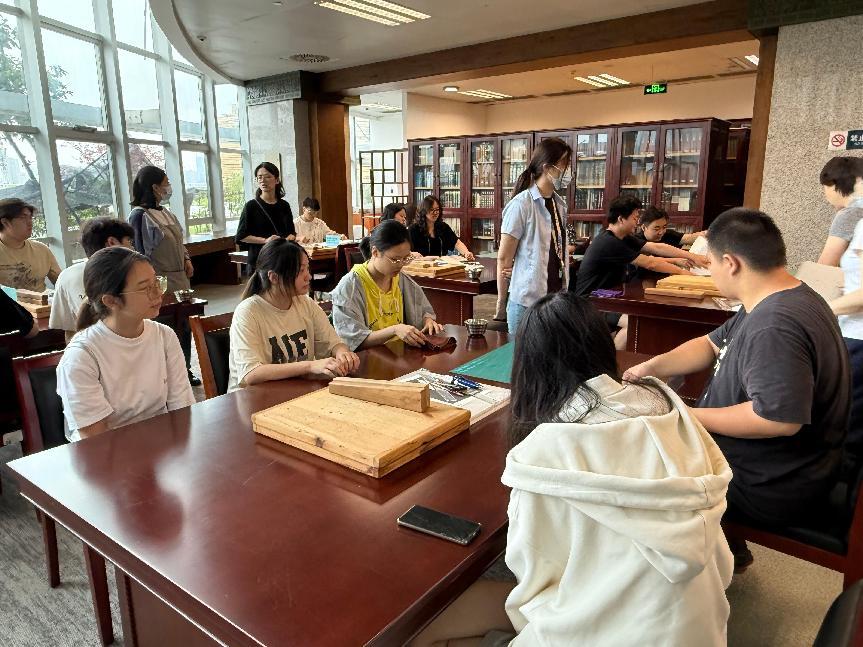 5bf370bbb95caa3e37d08683c342d45